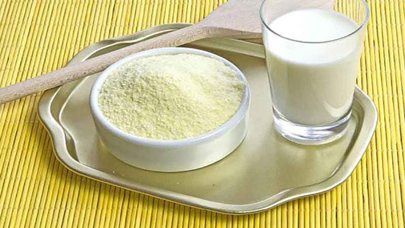متخصص تغذیه اصفهان | شیر خشک در‌ محصولات غذایی بزرگسالان
