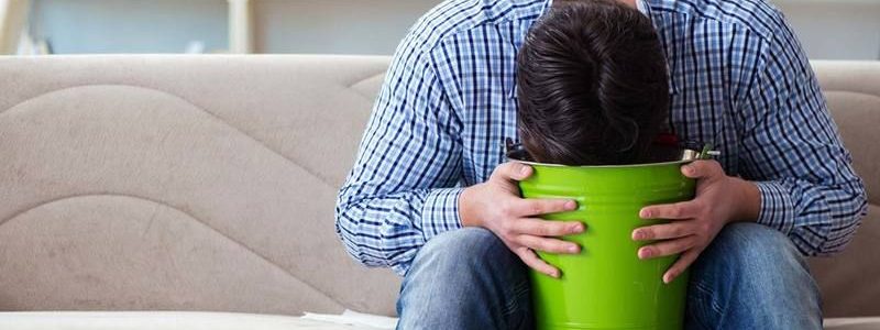 علائم و نشانه‌های مسمومیت غذایی