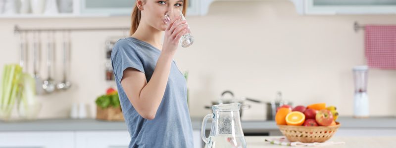 کاهش وزن با نوشیدن آب ممکن است؟