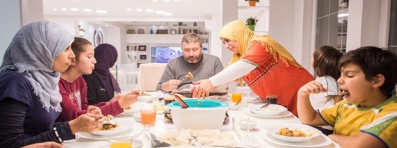 راه های جلوگیری از افزایش وزن در ماه رمضان