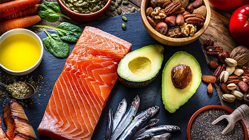 رژیم‌های غذایی برای افراد مبتلا به بیماری‌های خاص | دکتر رضا اطمینانی (متخصص تغذیه اصفهان)